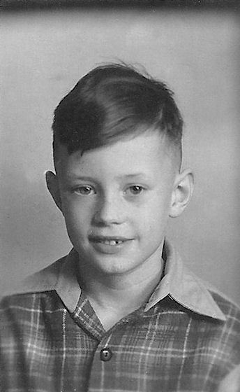 unknown boy 024